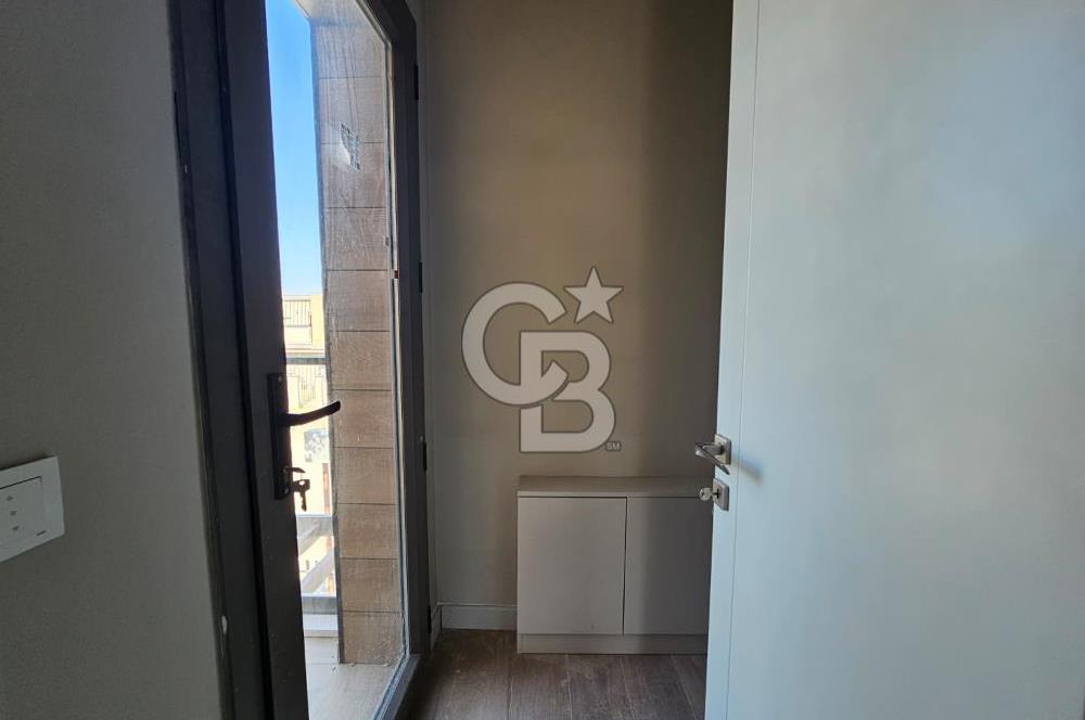 Ayvalık Altınova'da Müstakil Havuzlu Kiralık 3+1 Dubleks