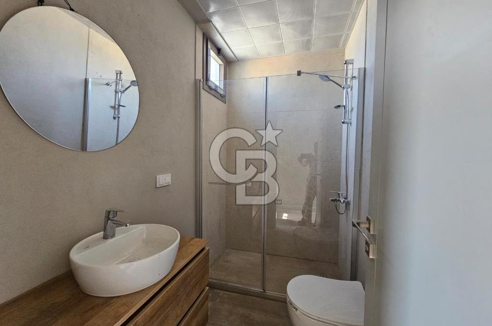 Ayvalık Altınova'da Müstakil Havuzlu Kiralık 3+1 Dubleks