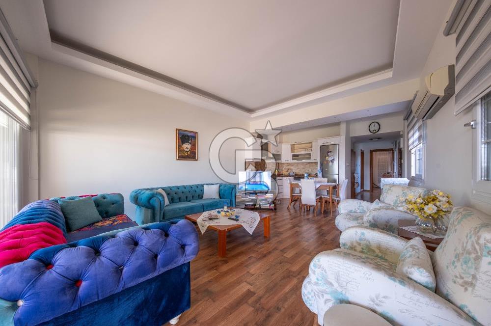 Urla ÇeşmealtıDeniz Manzaralı Satılık 4+1 Müstakil Villa