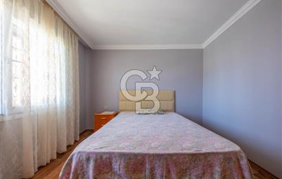 Urla ÇeşmealtıDeniz Manzaralı Satılık 4+1 Müstakil Villa