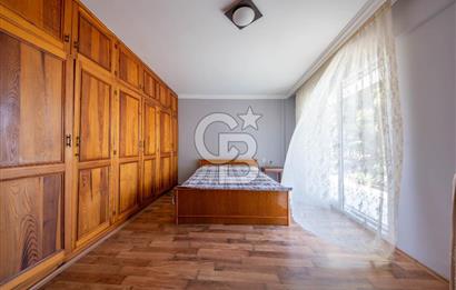 Urla ÇeşmealtıDeniz Manzaralı Satılık 4+1 Müstakil Villa
