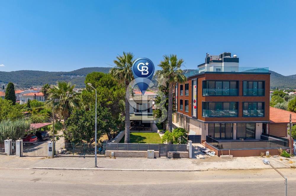Urla ÇeşmealtıDeniz Manzaralı Satılık 4+1 Müstakil Villa