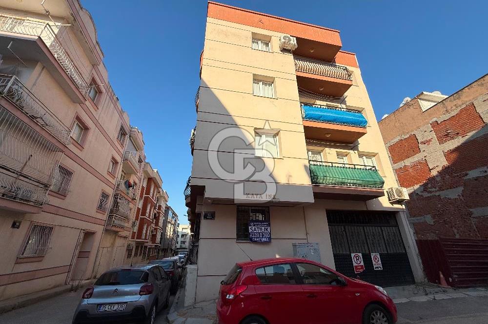 İZMİR GAZİEMİR YEŞİL MAHALLESİNDE SATILIK 4+1 KÖŞE DAİRE