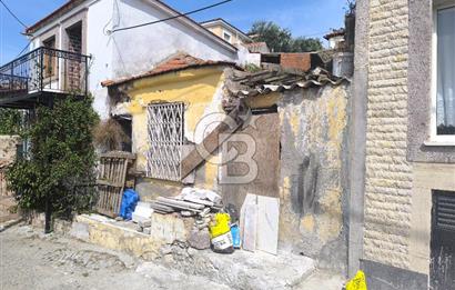  AYVALIK'IN TARİHİ RUM MAHALLESİ'NDE RESTORASYONLUK TAŞ EV FIRSATI 