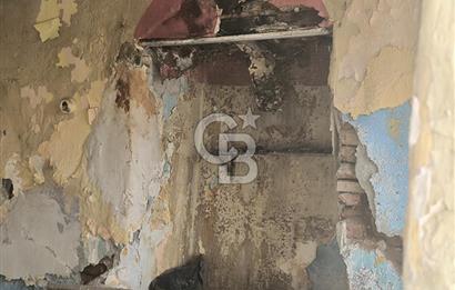  AYVALIK'IN TARİHİ RUM MAHALLESİ'NDE RESTORASYONLUK TAŞ EV FIRSATI 
