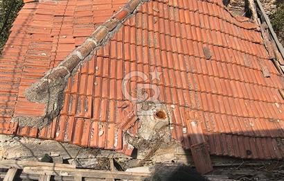  AYVALIK'IN TARİHİ RUM MAHALLESİ'NDE RESTORASYONLUK TAŞ EV FIRSATI 
