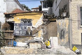  AYVALIK'IN TARİHİ RUM MAHALLESİ'NDE RESTORASYONLUK TAŞ EV FIRSATI  - 3 - 362414