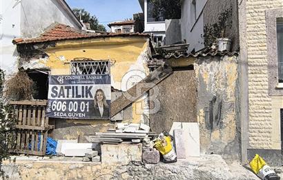  AYVALIK'IN TARİHİ RUM MAHALLESİ'NDE RESTORASYONLUK TAŞ EV FIRSATI 