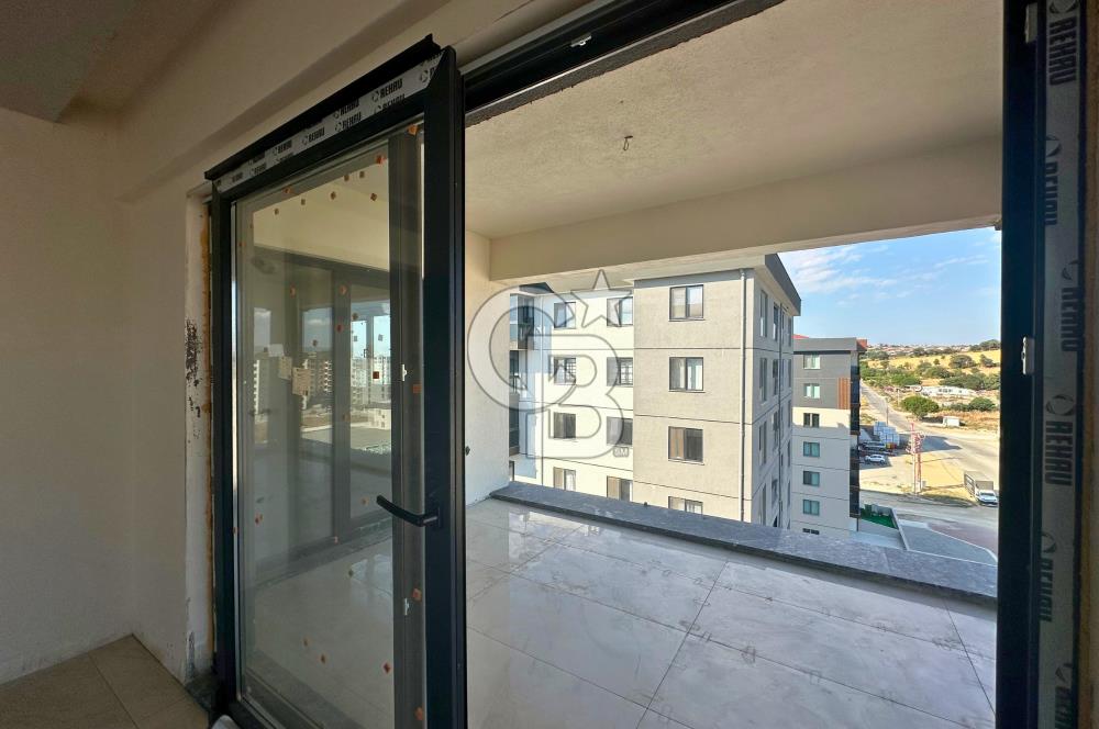 Çanakkale Merkez Karacaören Caddesi Üzeri Geniş Sıfır 3+1 Daire