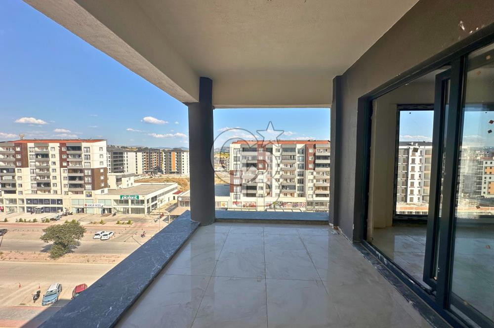Çanakkale Merkez Karacaören Caddesi Üzeri Geniş Sıfır 3+1 Daire