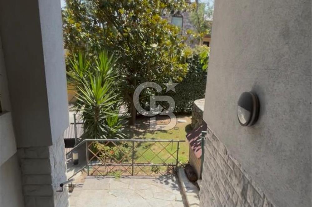 Dragos’ta sıradışı müştemilatlı kış bahçeli özel tasarım villa