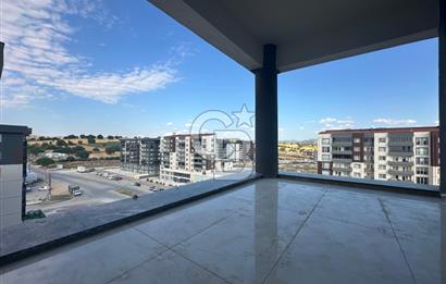 Çanakkale Merkez Karacaören Caddesi Üzeri Geniş Sıfır 3+1 Daire