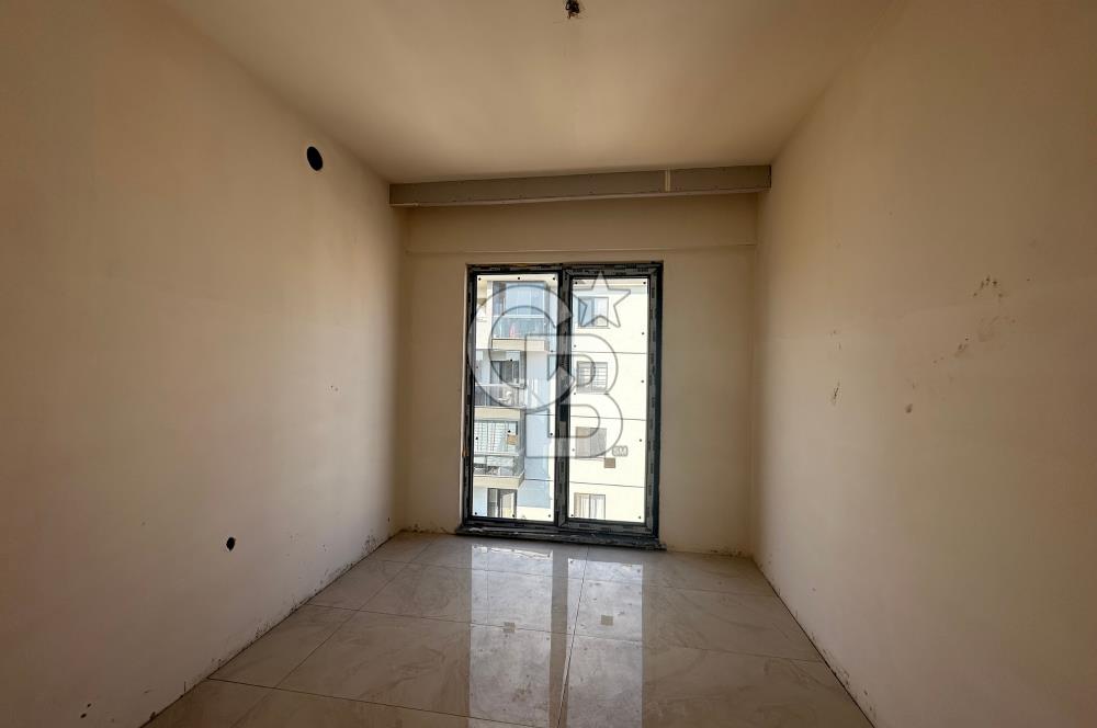 Çanakkale Merkez Karacaören Caddesi Üzeri Geniş Sıfır 3+1 Daire