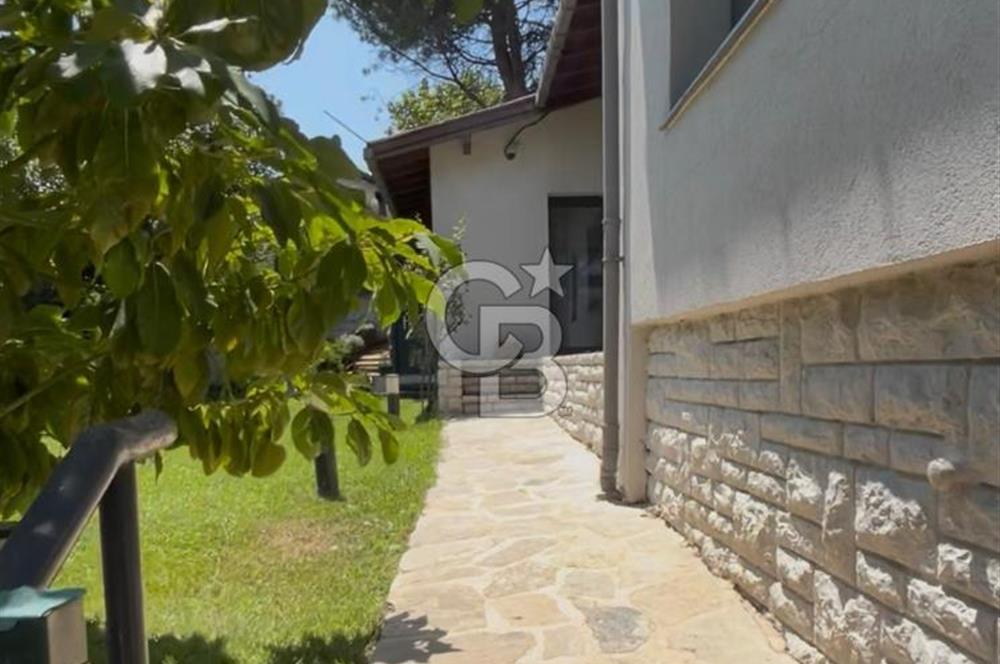 Dragos’ta sıradışı müştemilatlı kış bahçeli özel tasarım villa