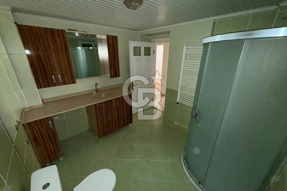 İZMİR GAZİEMİR YEŞİL MAHALLESİNDE SATILIK 4+1 KÖŞE DAİRE
