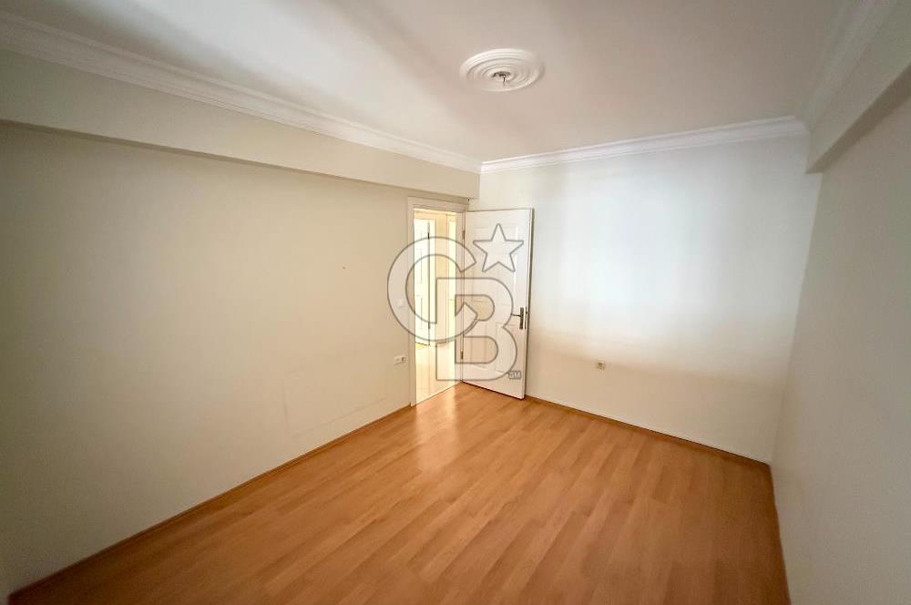 İZMİR GAZİEMİR YEŞİL MAHALLESİNDE SATILIK 4+1 KÖŞE DAİRE