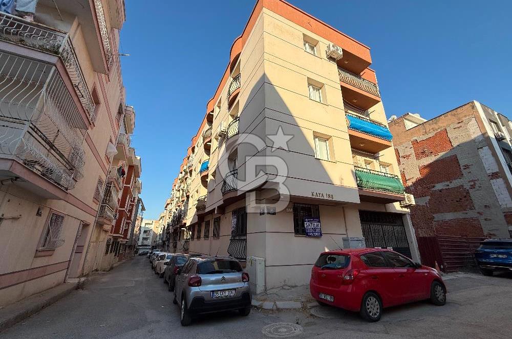 İZMİR GAZİEMİR YEŞİL MAHALLESİNDE SATILIK 4+1 KÖŞE DAİRE