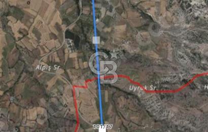 Güdülde yola cephe tarla