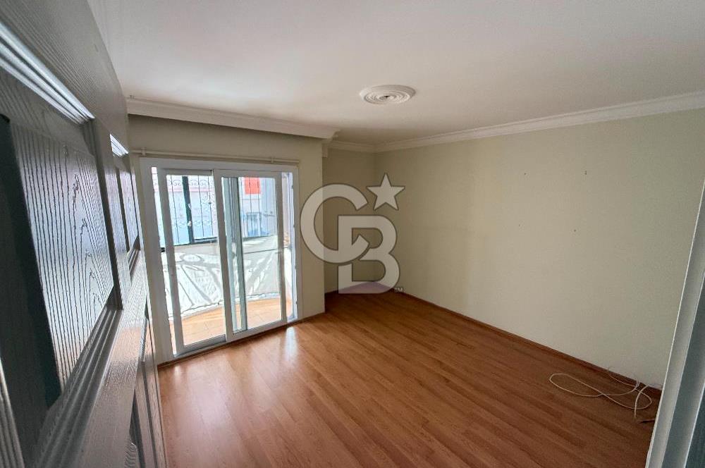 İZMİR GAZİEMİR YEŞİL MAHALLESİNDE SATILIK 4+1 KÖŞE DAİRE