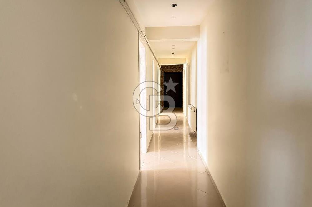 İZMİR GAZİEMİR YEŞİL MAHALLESİNDE SATILIK 4+1 KÖŞE DAİRE