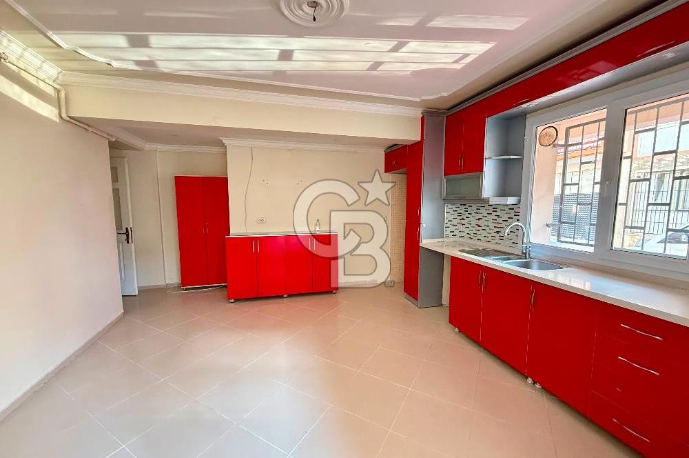 İZMİR GAZİEMİR YEŞİL MAHALLESİNDE SATILIK 4+1 KÖŞE DAİRE