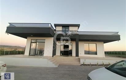 KAHRAMANKAZAN KUMPINAR SATILIK HAVUZLU VİLLA