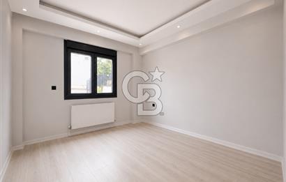ULAŞLI'DA MUHTEŞEM DENİZ MANZARALI MÜSTAKİL TRİPLEKS VİLLA