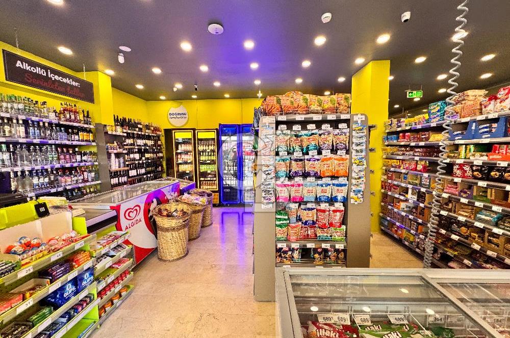 Çekmeköy İşlek Caddede Hazır Müşterili Devren Kurumsal Market