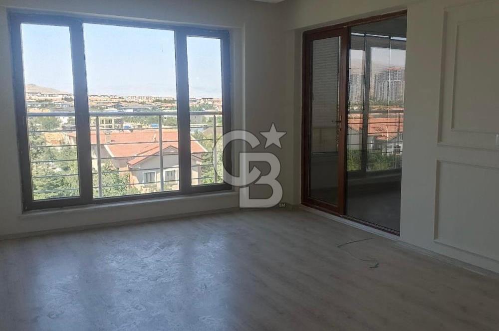 COLDWELL BANKER'dn YAKINCA YEŞİL İNCİ EVLERİ 2 de SATILIK DAİRE