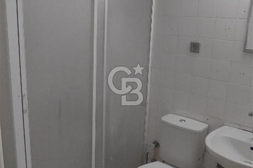 KARABAĞLAR FAHRETTİN ALTAY MAHALLESİ’NDE MERKEZİ KONUMDA 3+1 KİRALIK DAİRE