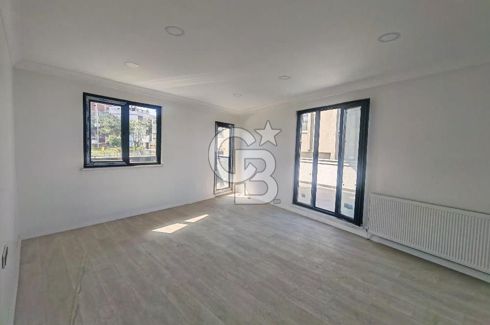 CADDE ÜZERİNDE,LOKASYON AVANTAJLI,GENİŞ TERASLI 3+1 DAİRE