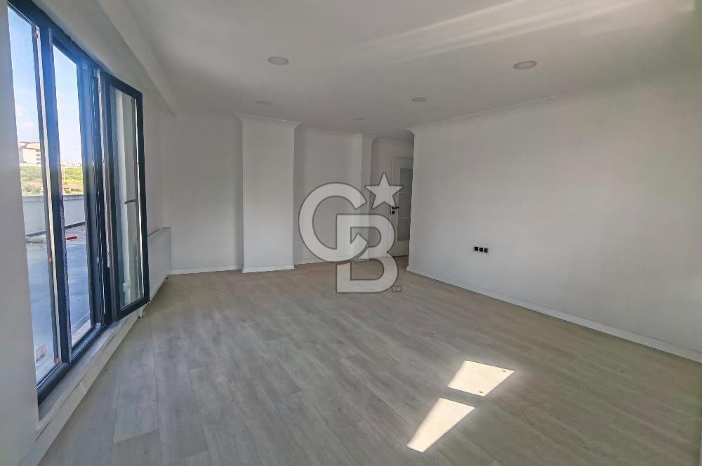 CADDE ÜZERİNDE,LOKASYON AVANTAJLI,GENİŞ TERASLI 3+1 DAİRE