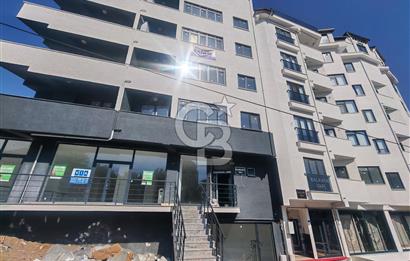 CADDE ÜZERİNDE,LOKASYON AVANTAJLI,GENİŞ TERASLI 3+1 DAİRE