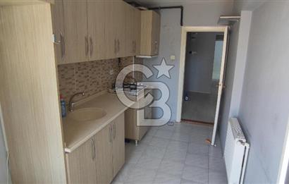 KARABAĞLAR FAHRETTİN ALTAY MAHALLESİ’NDE MERKEZİ KONUMDA 3+1 KİRALIK DAİRE