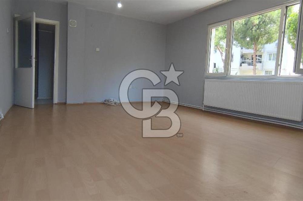 KARABAĞLAR FAHRETTİN ALTAY MAHALLESİ’NDE MERKEZİ KONUMDA 3+1 KİRALIK DAİRE