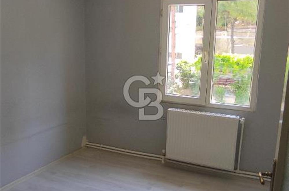 KARABAĞLAR FAHRETTİN ALTAY MAHALLESİ’NDE MERKEZİ KONUMDA 3+1 KİRALIK DAİRE