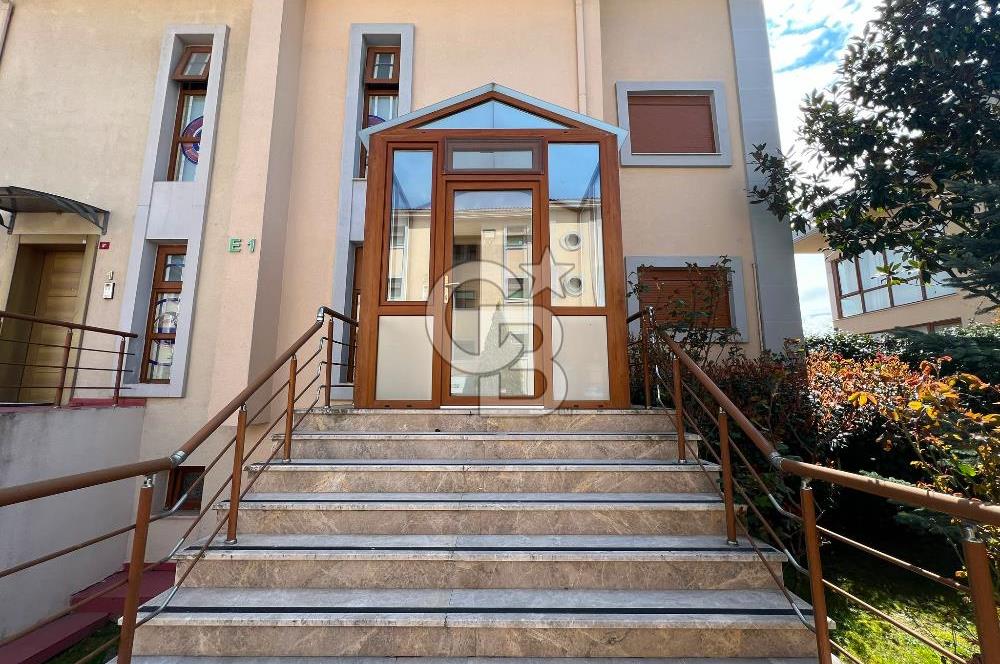 BAHÇEŞEHİR SPRADON EVLERİ SATILIK 6+2 KÖŞE VİLLA