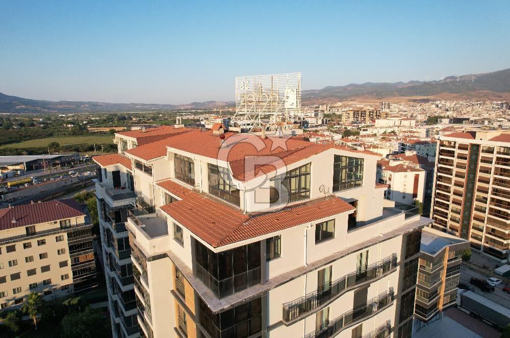 MENEMEN ADRES35'TE 330 M2 SATILIK 5+2 ÇATI DUBLEKS DAİRE