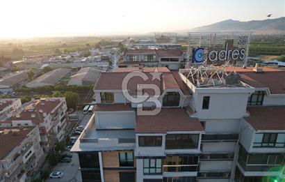 MENEMEN ADRES35'TE 330 M2 SATILIK 5+2 ÇATI DUBLEKS DAİRE