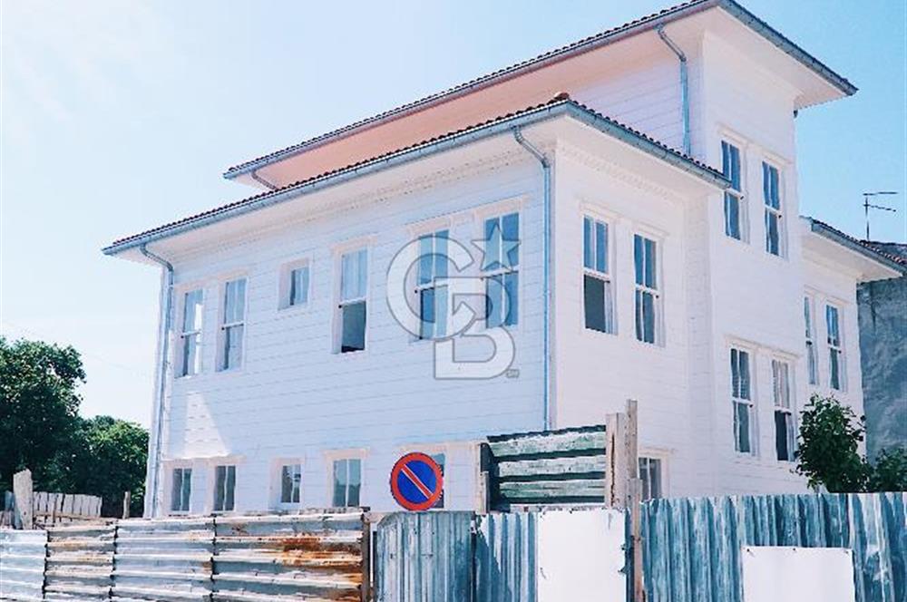 ŞİŞLİ MERKEZDE OSMANBEY METROYA 100 M.SATILIK BOŞ 1+1