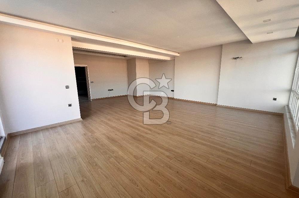 MENEMEN ADRES35'TE 330 M2 SATILIK 5+2 ÇATI DUBLEKS DAİRE