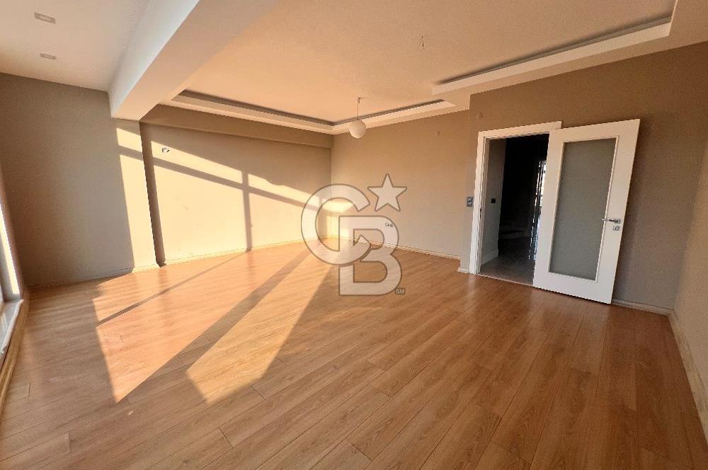 MENEMEN ADRES35'TE 330 M2 SATILIK 5+2 ÇATI DUBLEKS DAİRE