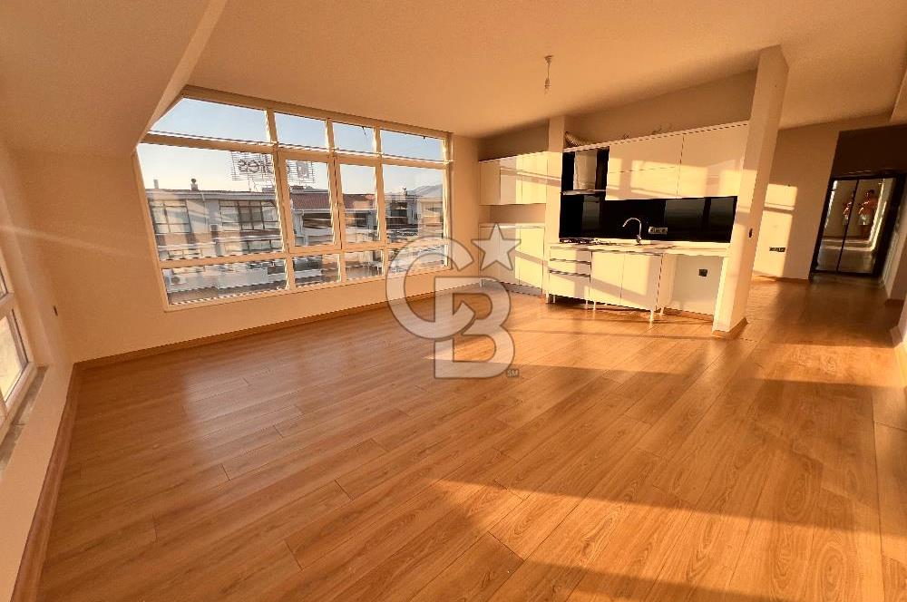 MENEMEN ADRES35'TE 330 M2 SATILIK 5+2 ÇATI DUBLEKS DAİRE