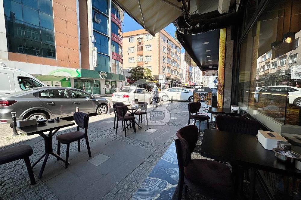 Ümraniye Sütçü İmam Caddesinde Devren Kiralık Börekçi