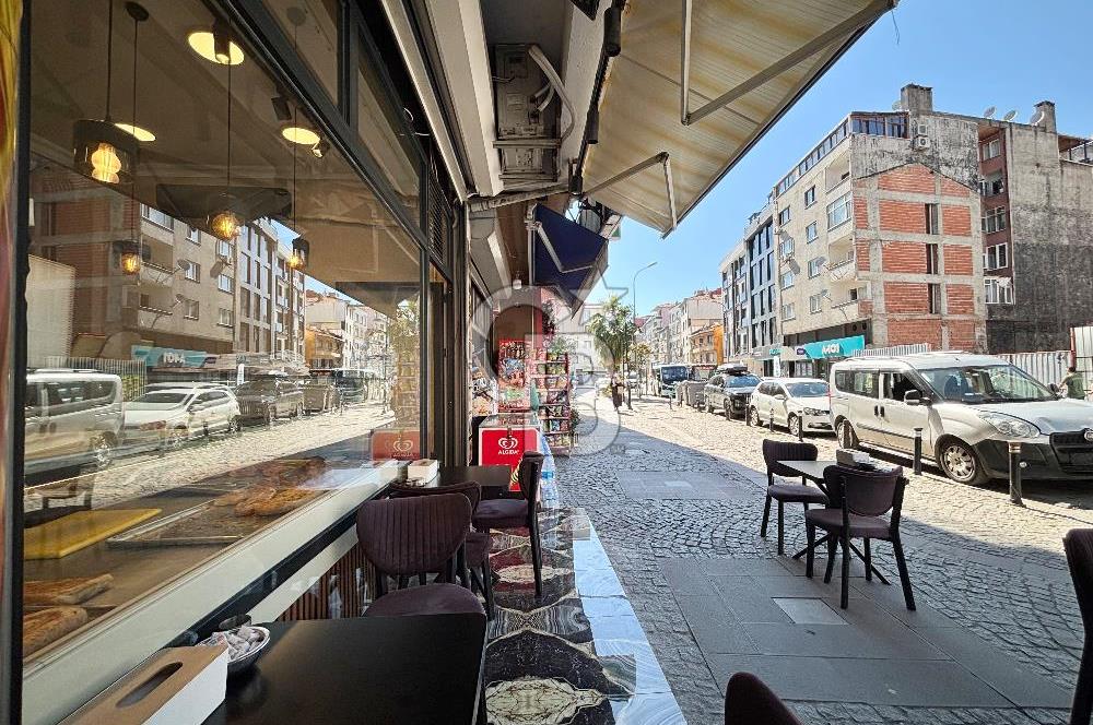 Ümraniye Sütçü İmam Caddesinde Devren Kiralık Börekçi
