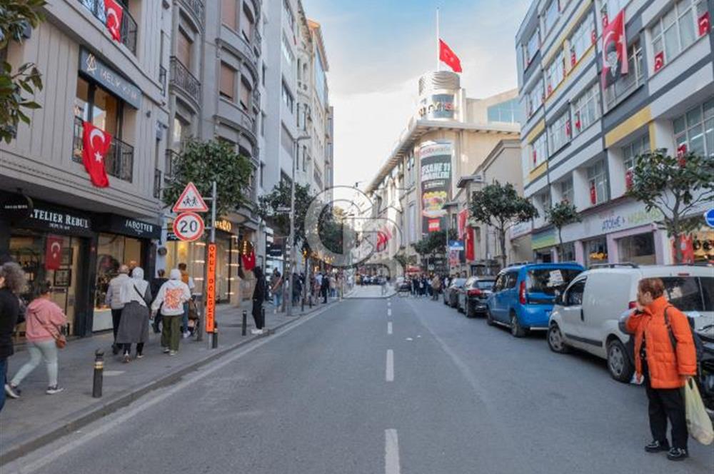 OSMANBEY TEKSTİLCİLERİN MERKEZİNDE SATILIK GENİŞ CEPHELİ DÜKKAN