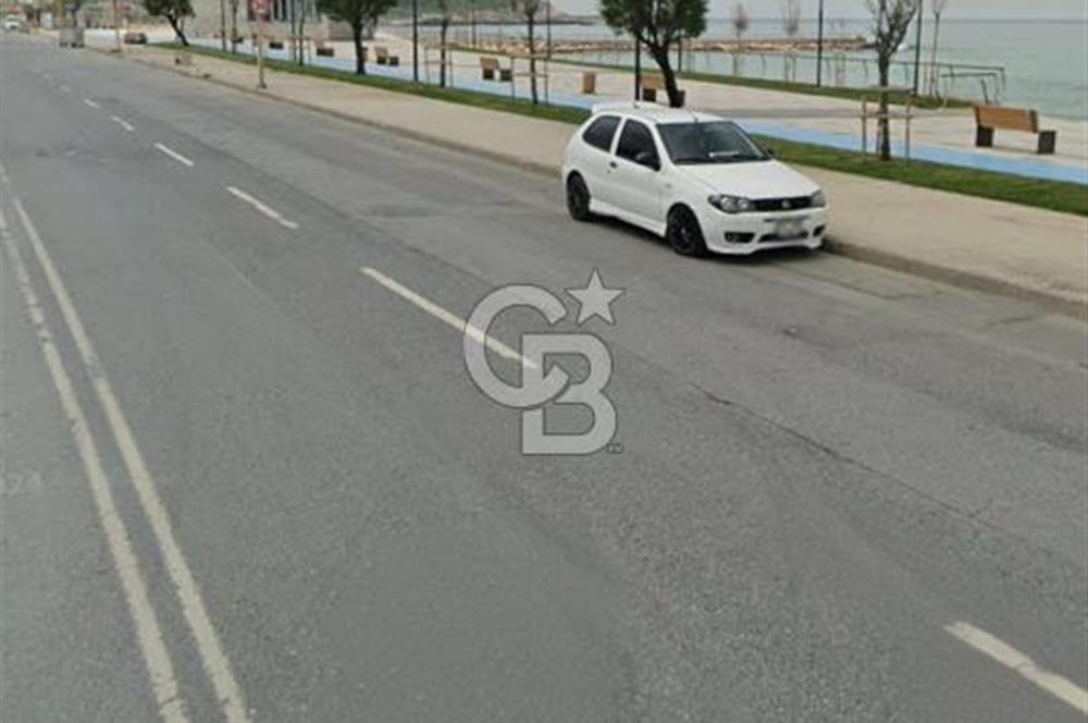 KARABURUN SAHİLE YÜRÜME MESAFESNDE 2KAT VİLLA İMARLI FIRSAT ARSA