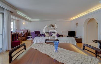 GÜZELYALININ KALBİNDE YALI TADINDA  ÖZEL OTOPARKLI FIRSAT LÜKS DAİRE