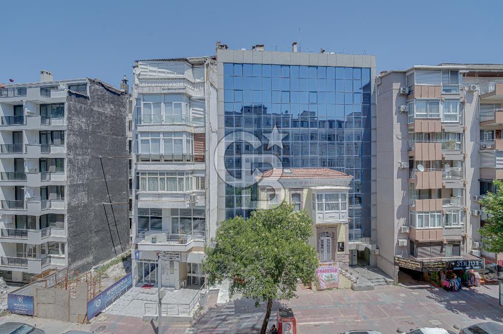 GÜZELYALININ KALBİNDE YALI TADINDA  ÖZEL OTOPARKLI FIRSAT LÜKS DAİRE