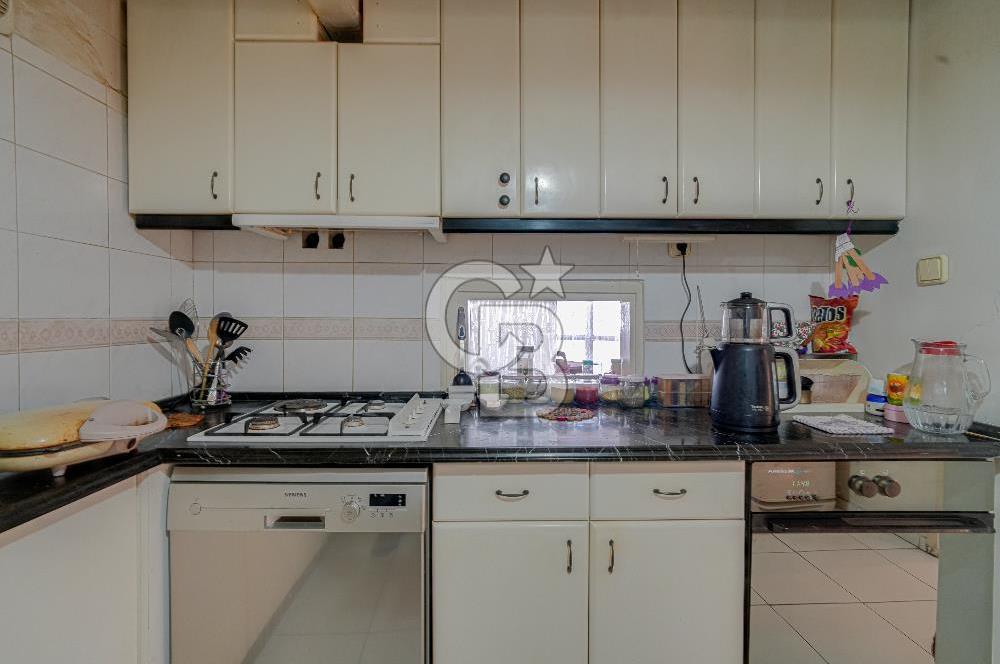 GÜZELYALININ KALBİNDE YALI TADINDA  ÖZEL OTOPARKLI FIRSAT LÜKS DAİRE
